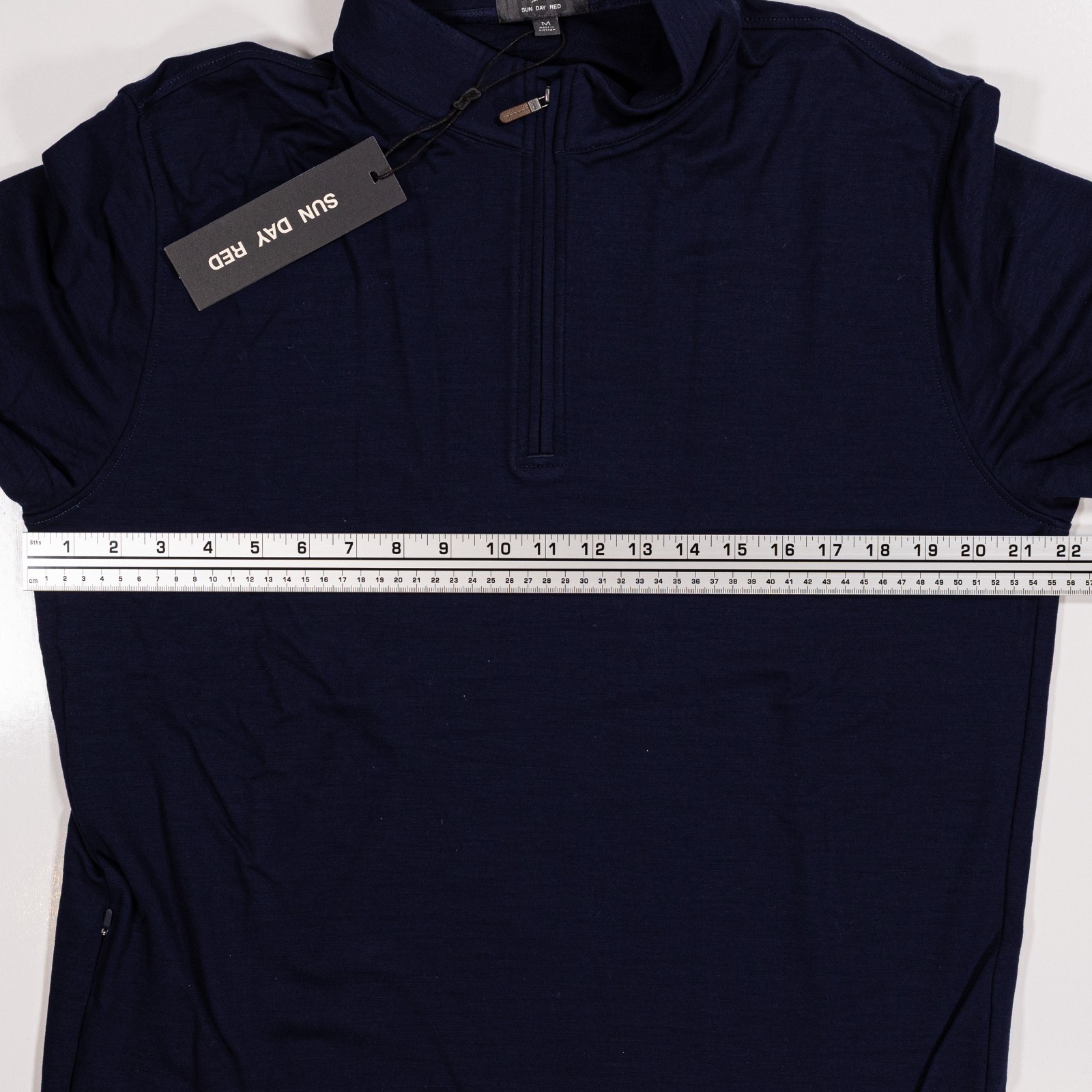 Sun Day Red Tiger Woods Merino Wool 1/4 Zip Pullover Navy Blazer Medium NWT