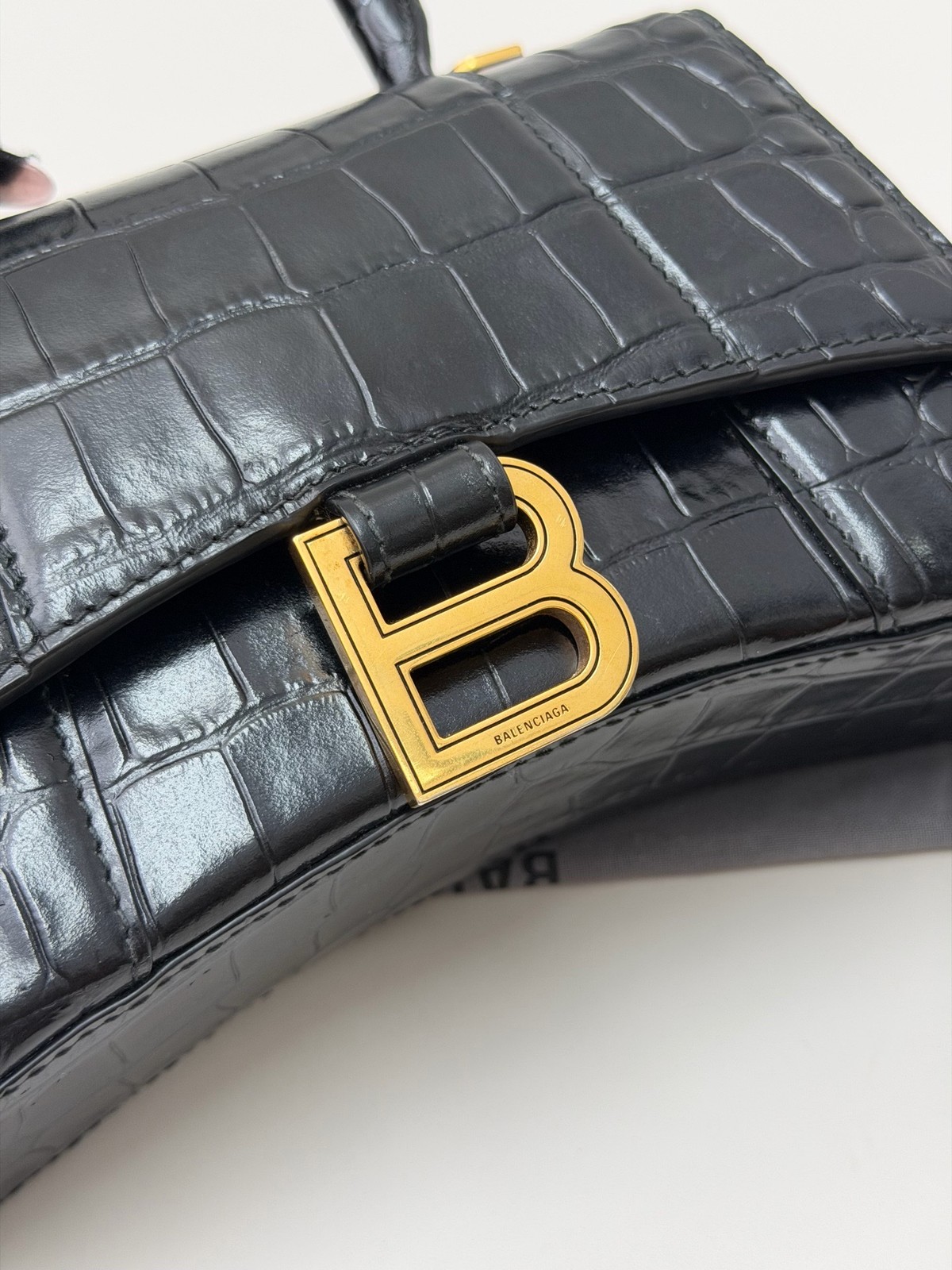 Balenciaga Pre-Owned Authentic Luxury Handbag 18.8*11.8*7.5 