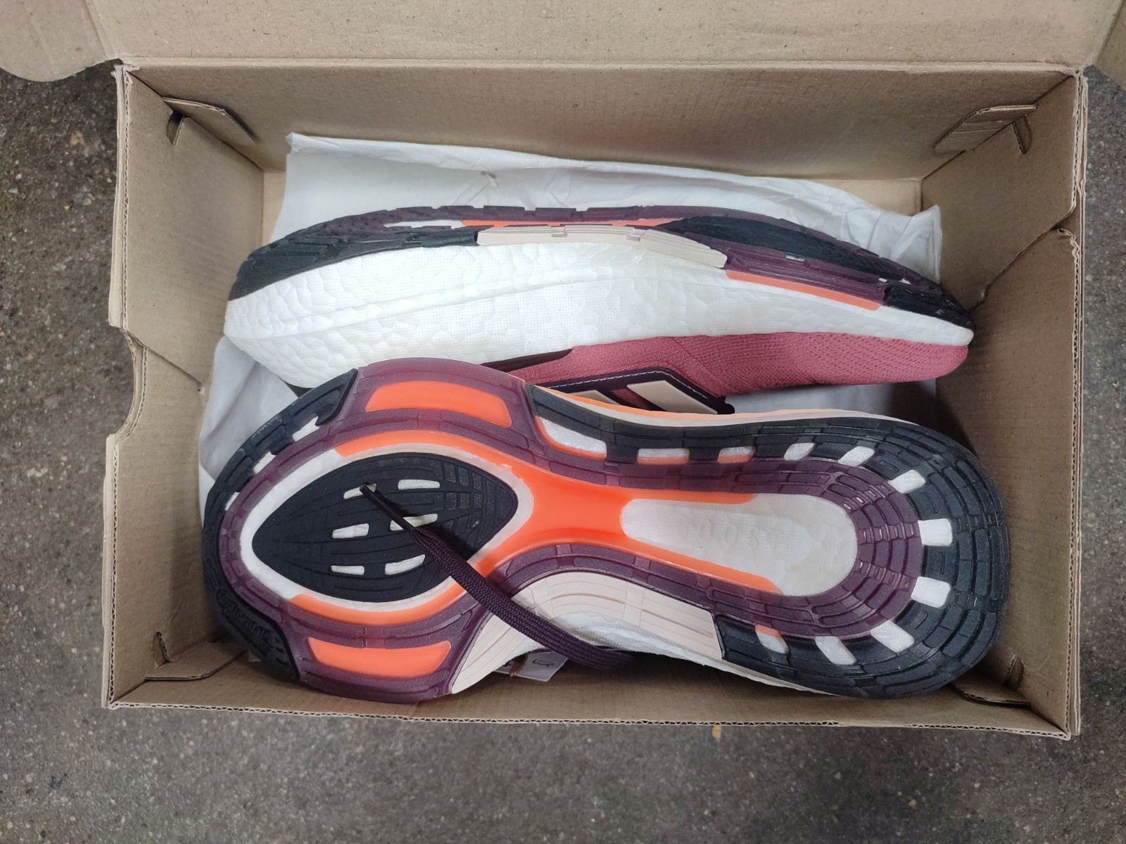 Adidas UltraBoost 22 Wonder Red/Maroon Womens Running Shoes GX6670 Size 8.5