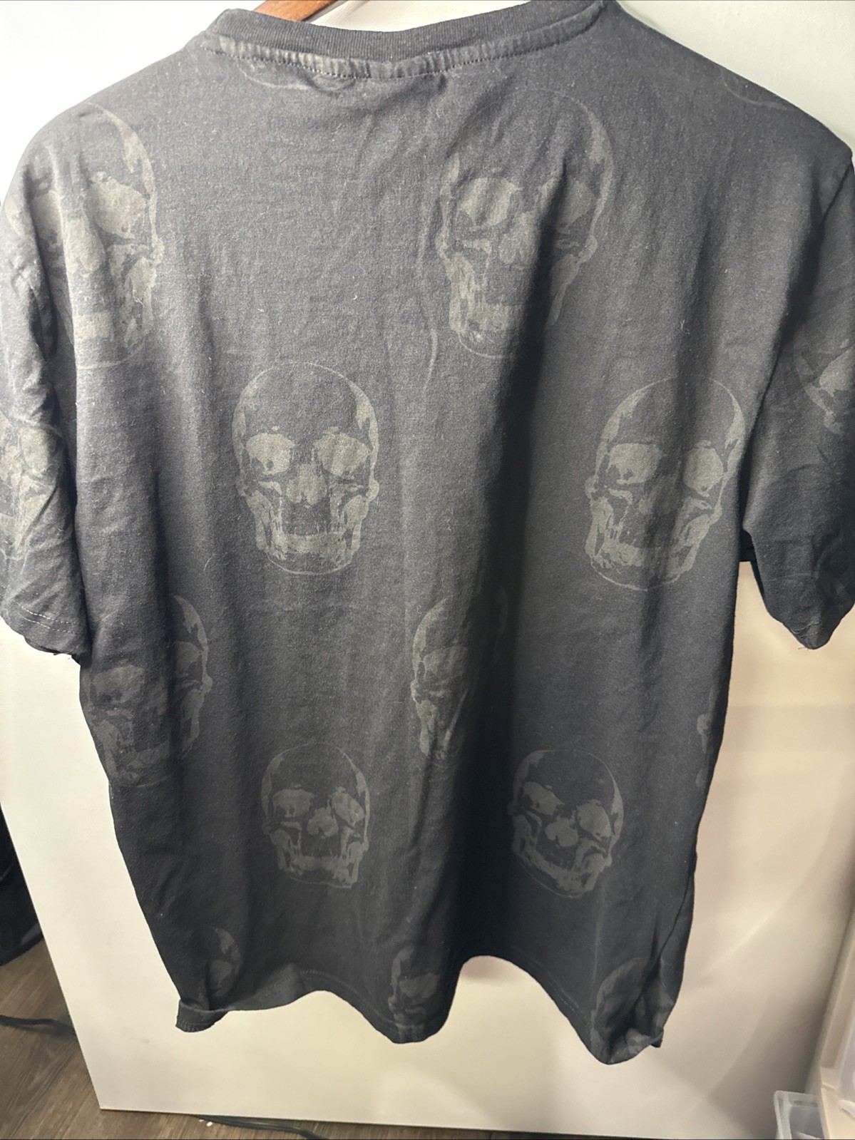 WXYZ Savage Skull Graphic Tee Men’s XL Black Allover Print Goth Puffy Letters