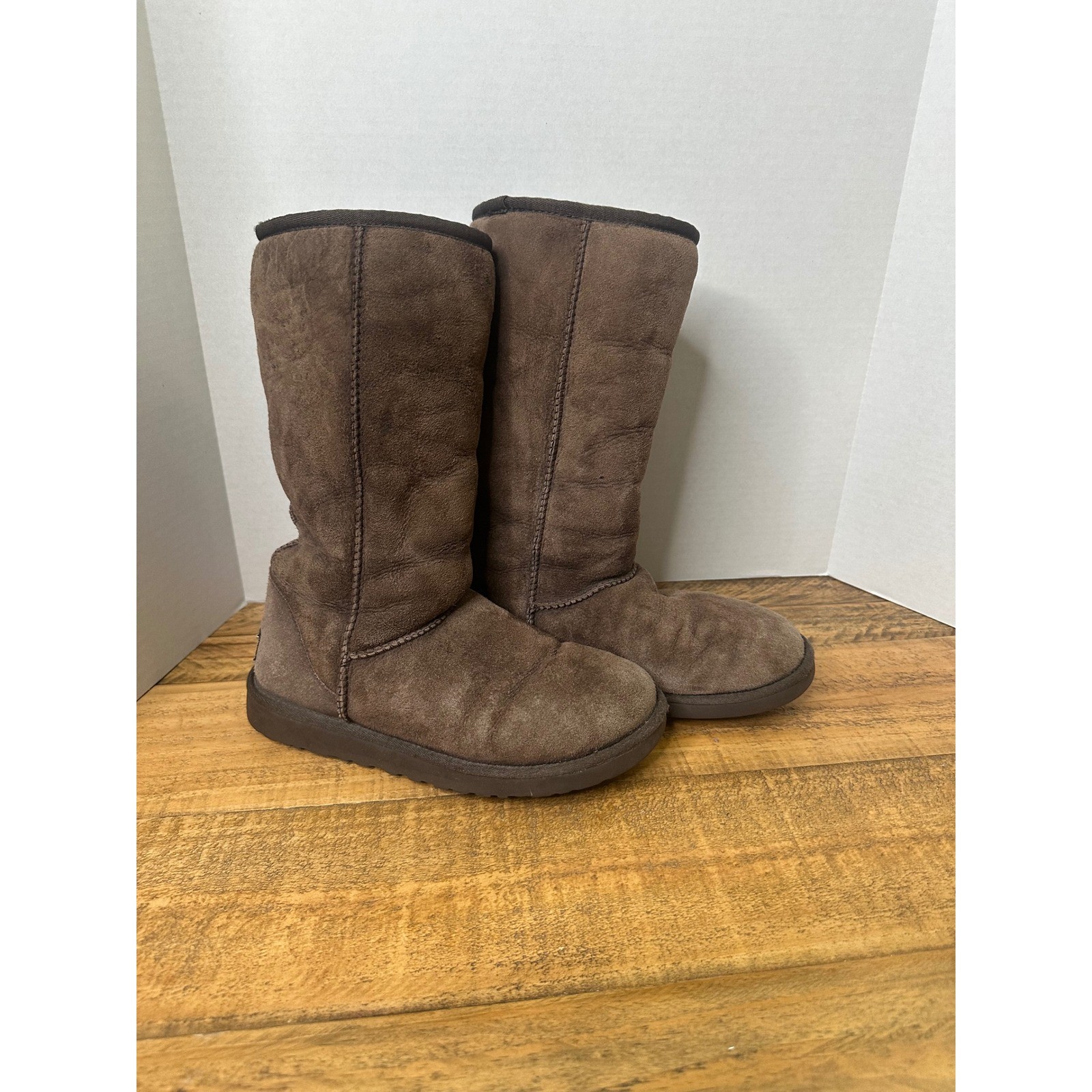 UGG Australia Classic Tall Brown Suede Shearling Boots Chocolate size 7