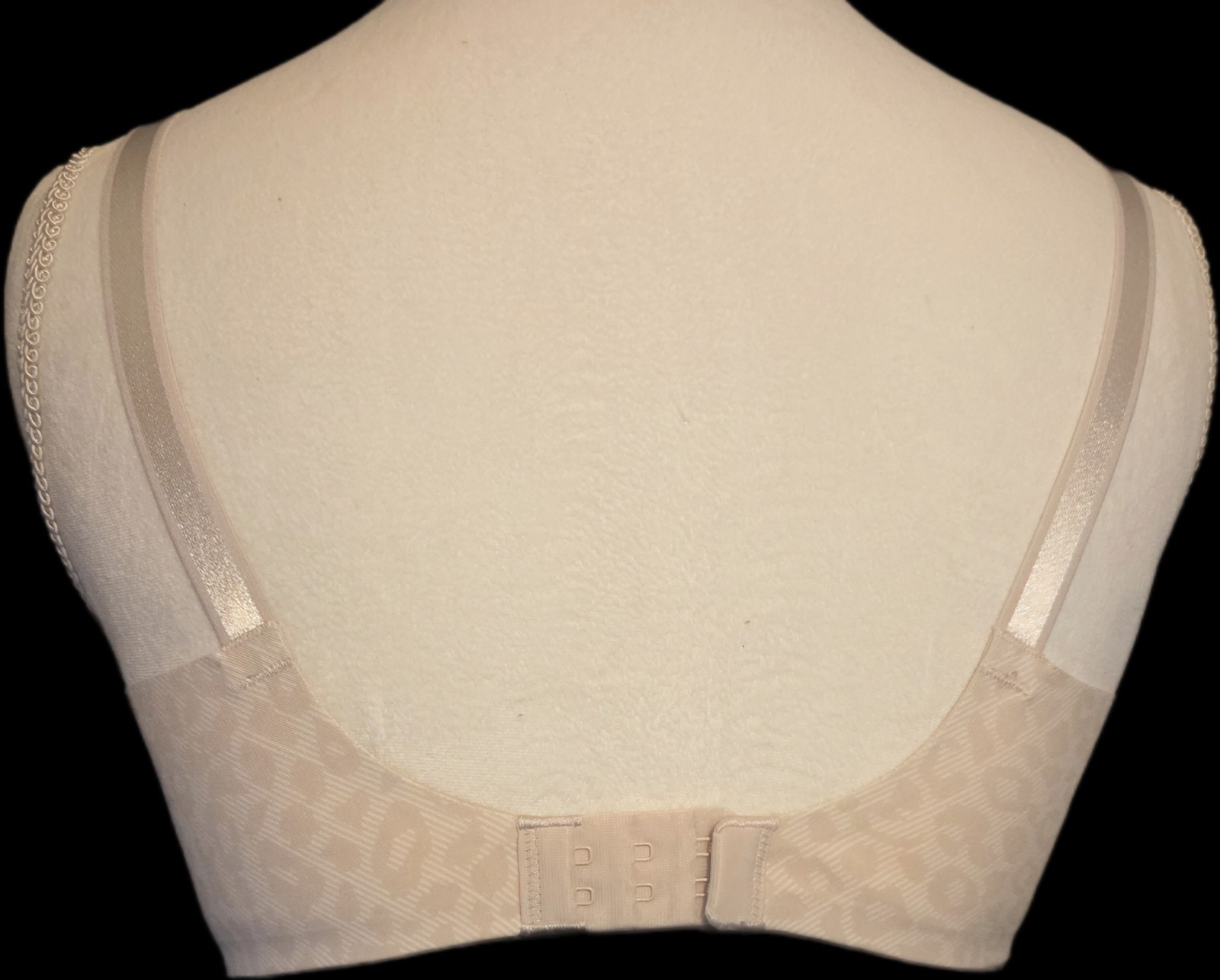 Warners No Side Effects Tan w/ Leopard Accents Lightly Lined Wireless Bra 38B
