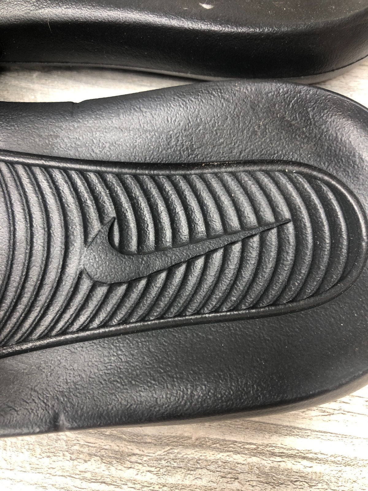 *NEW* Men NIKE VICTORI ONE SLIDES BLACK/BLACK Sz 10M