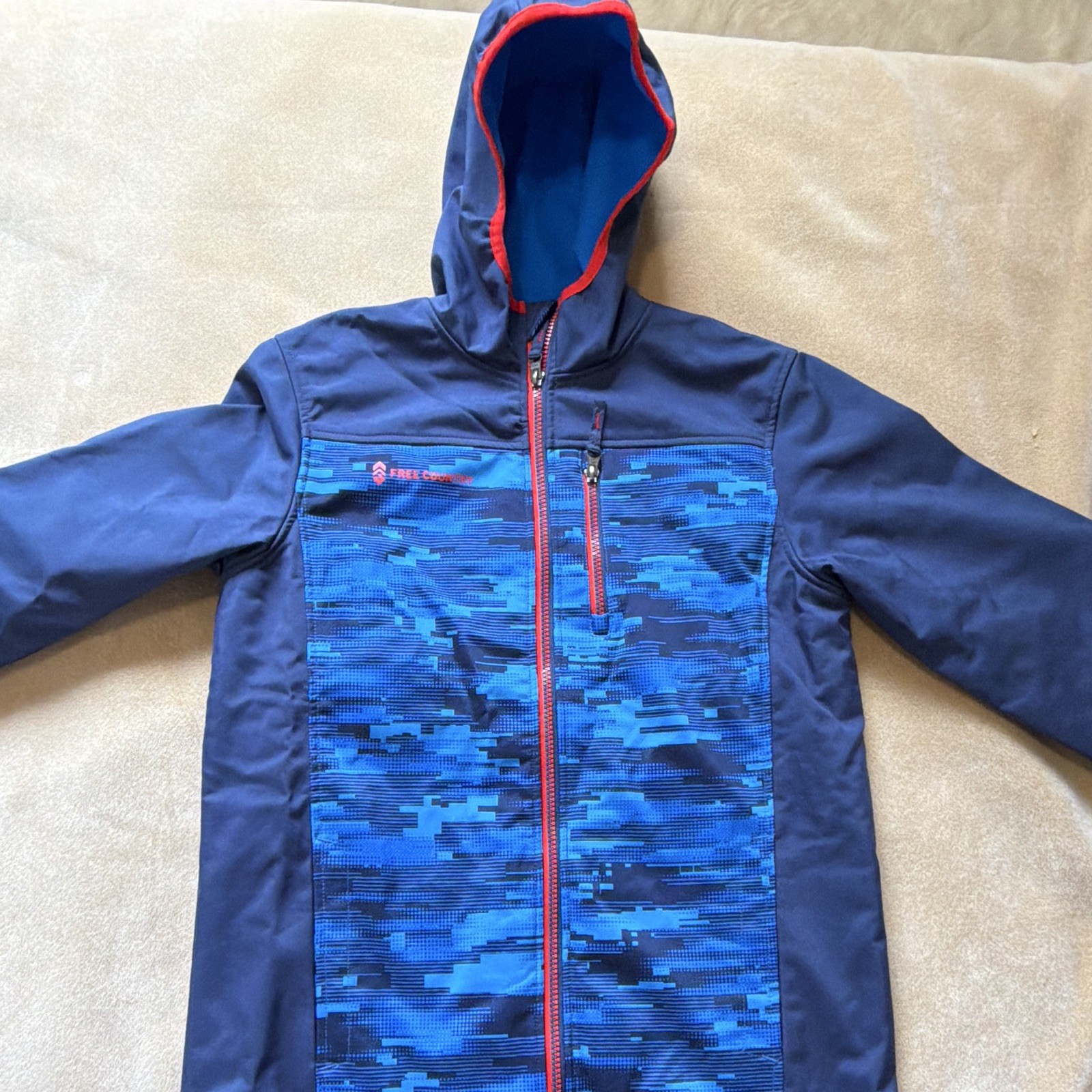 Free Country Boys Softshell Hooded Full Zip Jacket S Blue/Red Camo