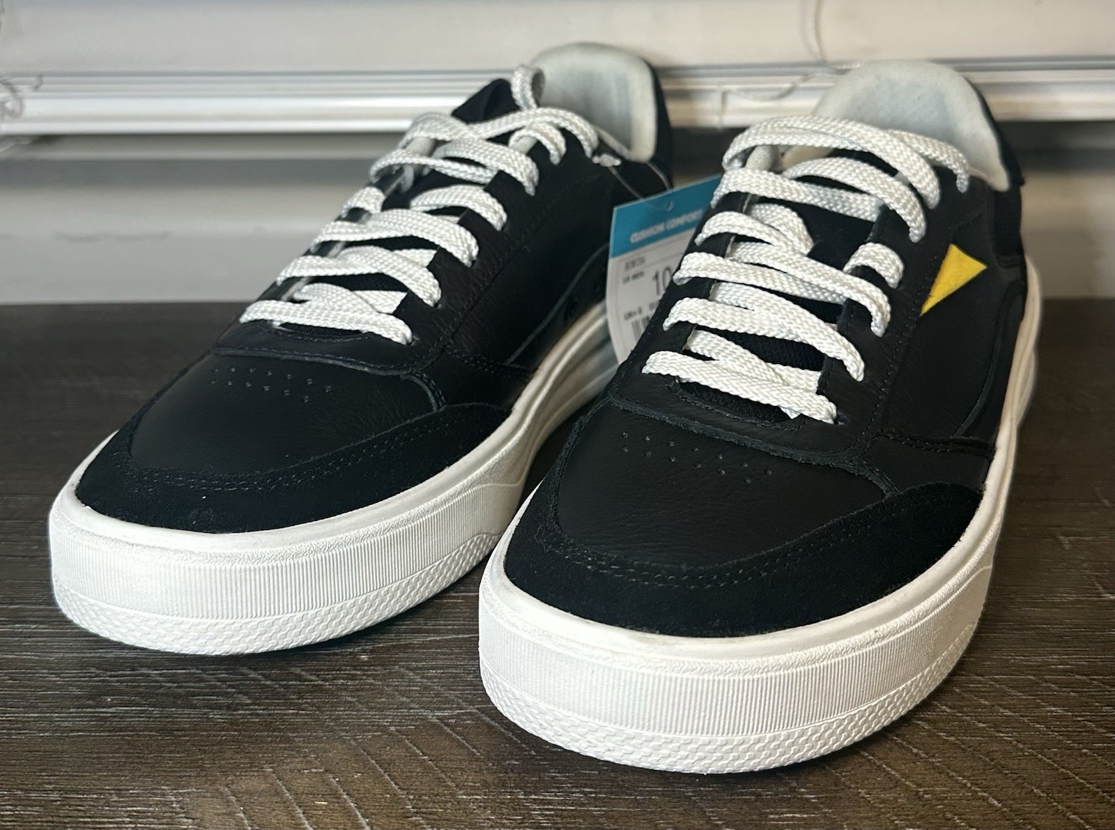 Reef Bom Dia Leather Sneakers Mens Size 10 Black Premium Suede Leather Shoes NEW