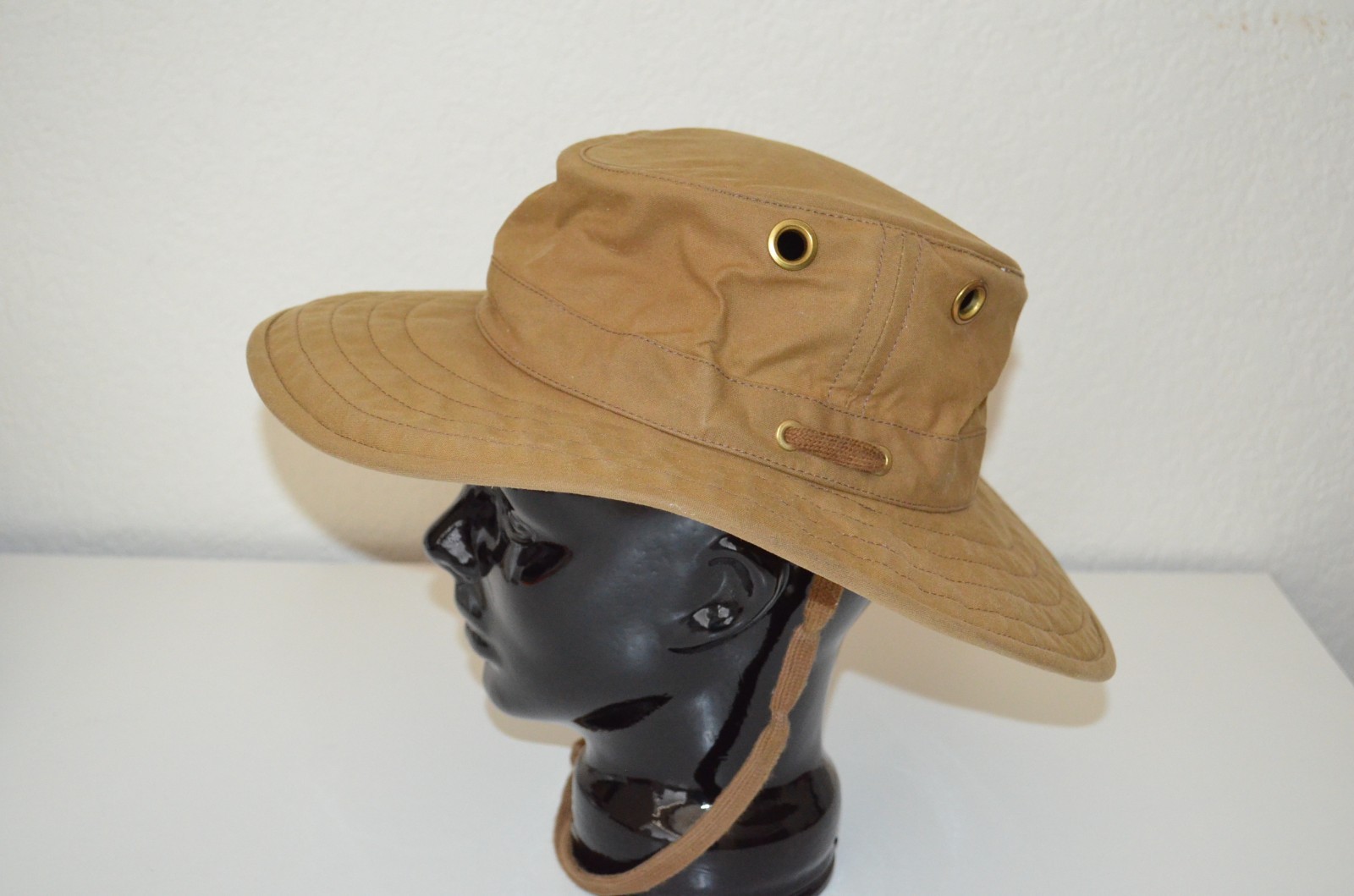 Tilley Endurables TWC4 Outback Cotton Hat Size 7-1/2 Tan Made In Canada