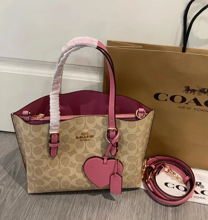 Coach CDF03 Mollie Tote Bag 25 Signature Canvas With Heart Charm Sand Peony