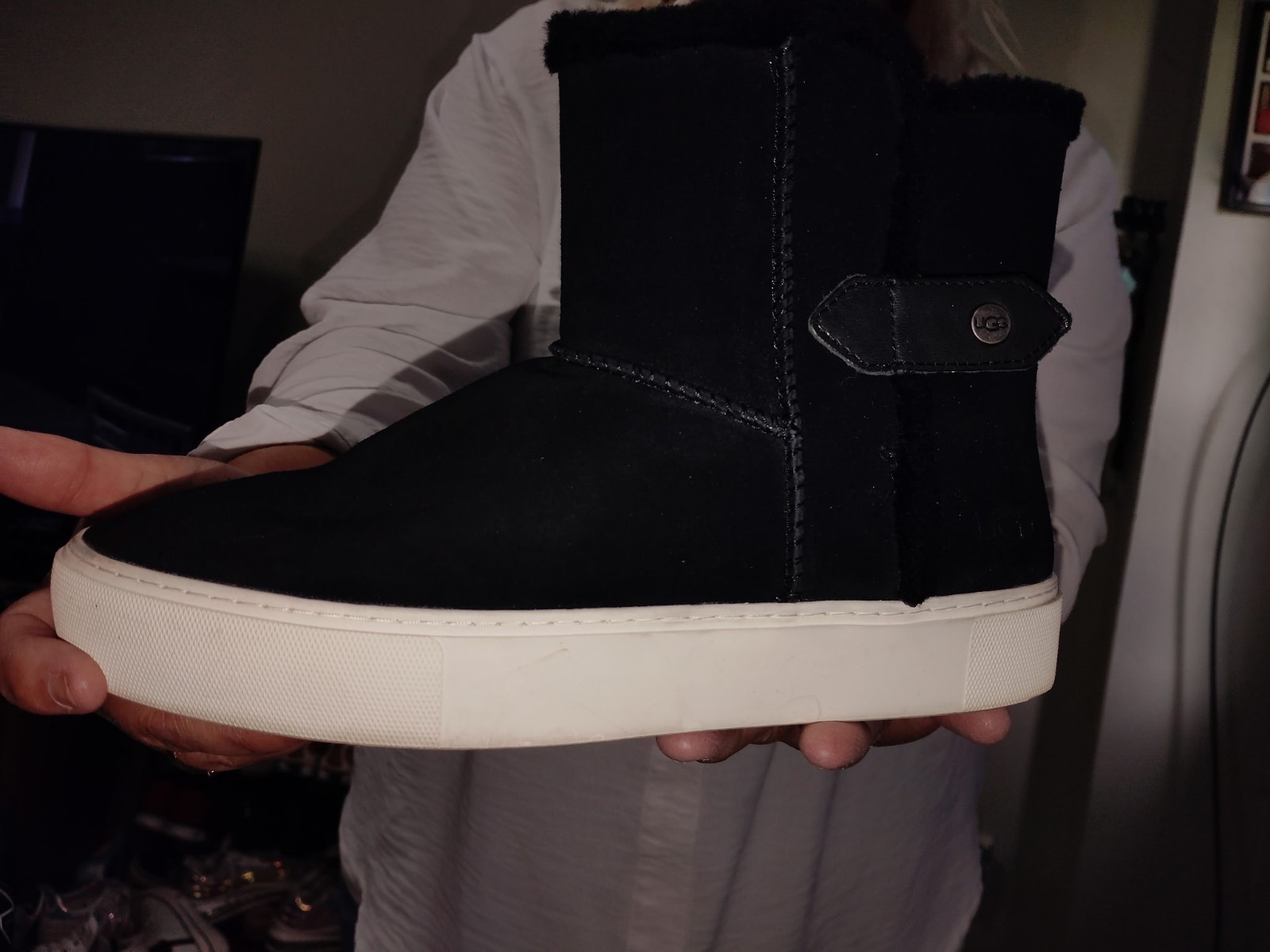 Short Top Excellent Condition UGG Boot Black Women Size 8.5