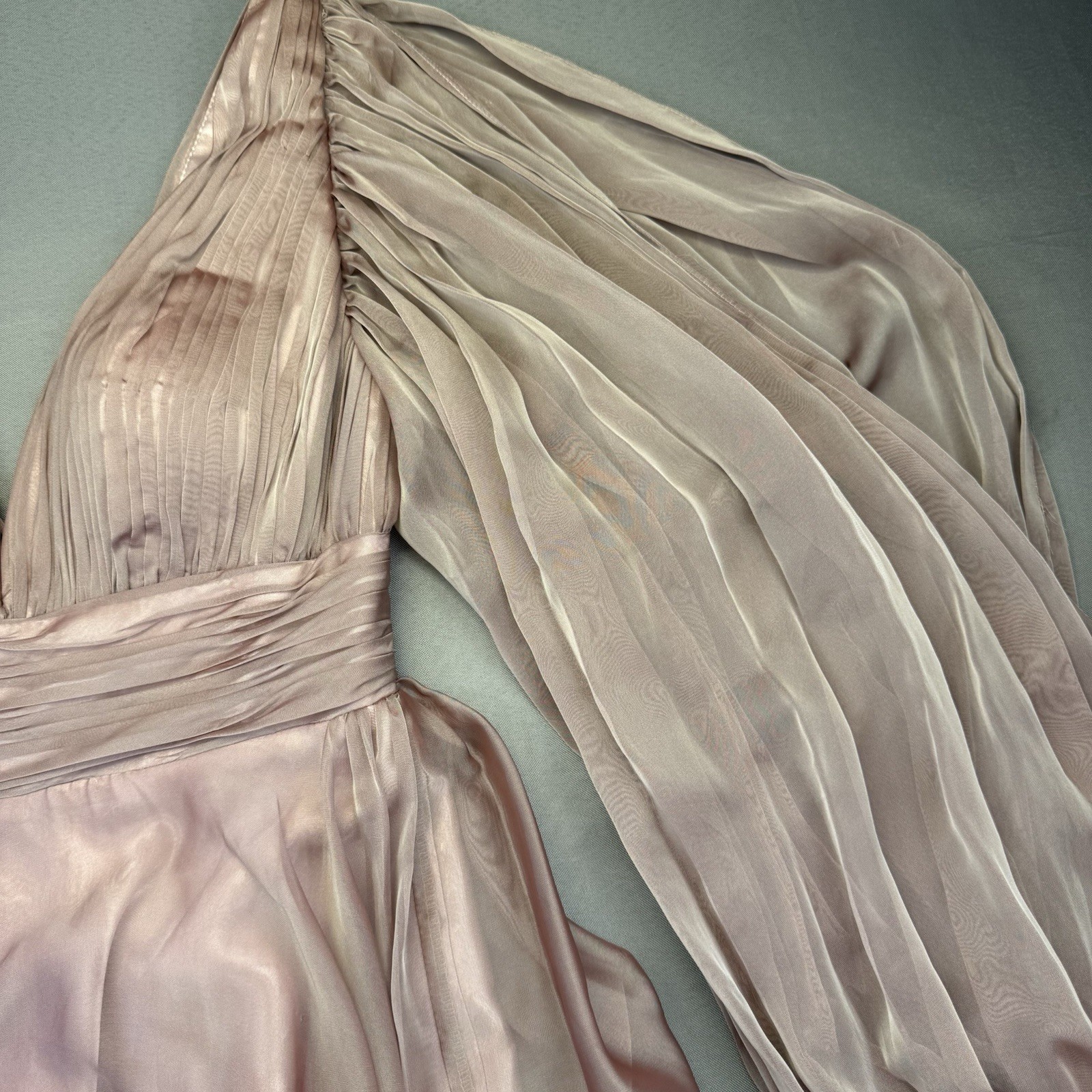 NWT Mac Duggal 67414 Chiffon Split Sleeve Deep V-Neck A Line Gown 4 Mocha Mauve