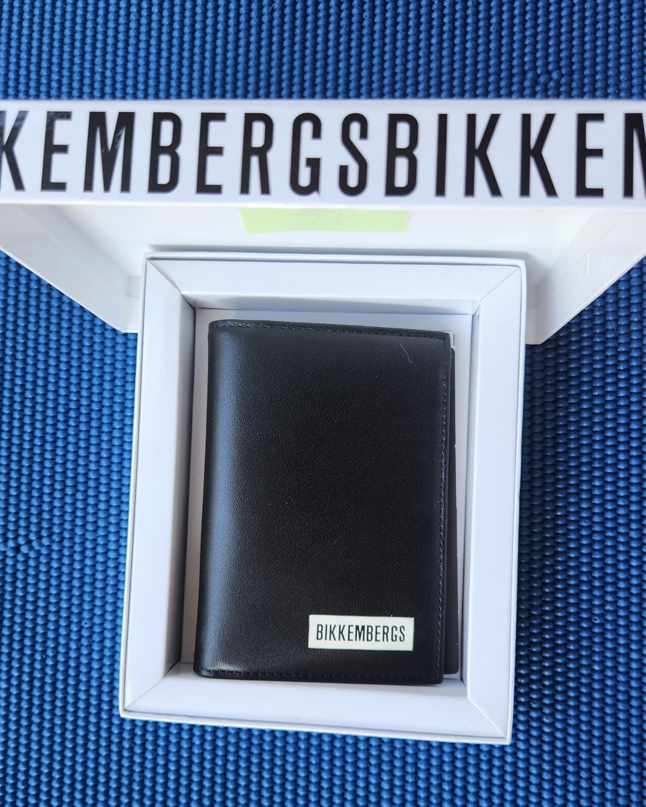Bikkembergs Men’s Leather Bifold Wallet – Black – 8 Card Slots