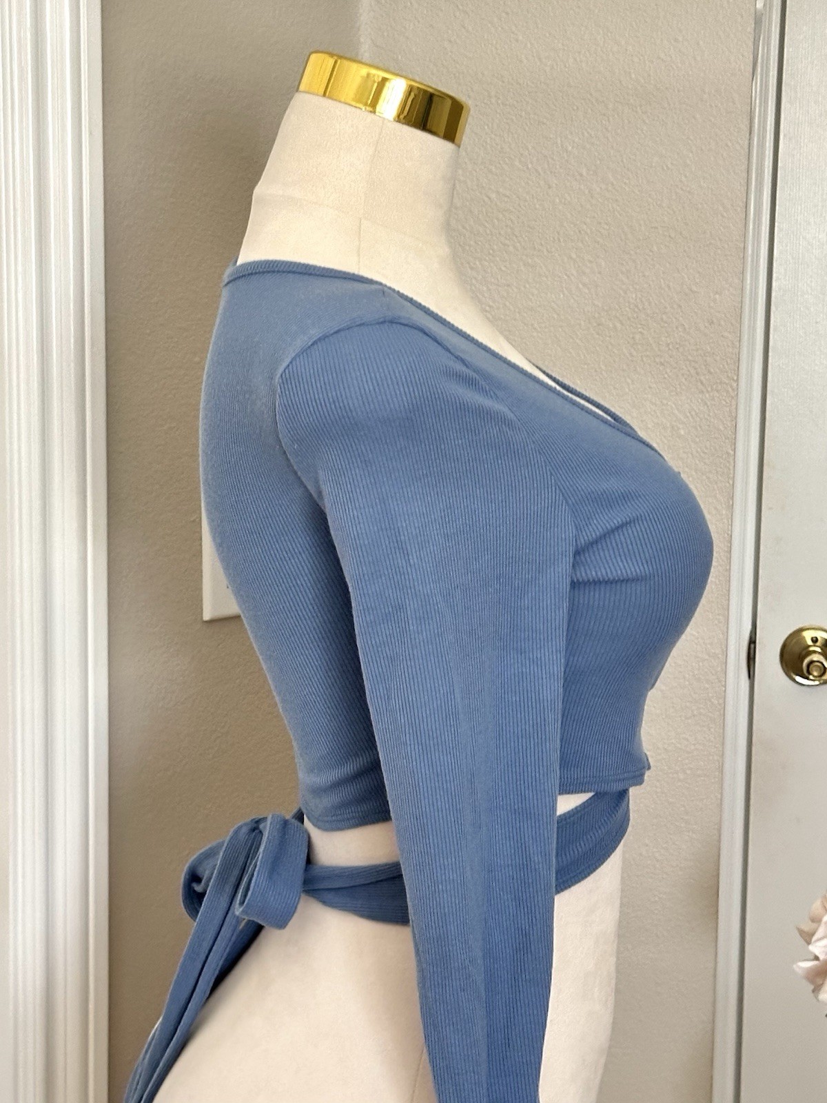 Love Tree Blue Ribbed Long Sleeve Crop Top w/ Snap-Button Front & Wrap Tie Sz S