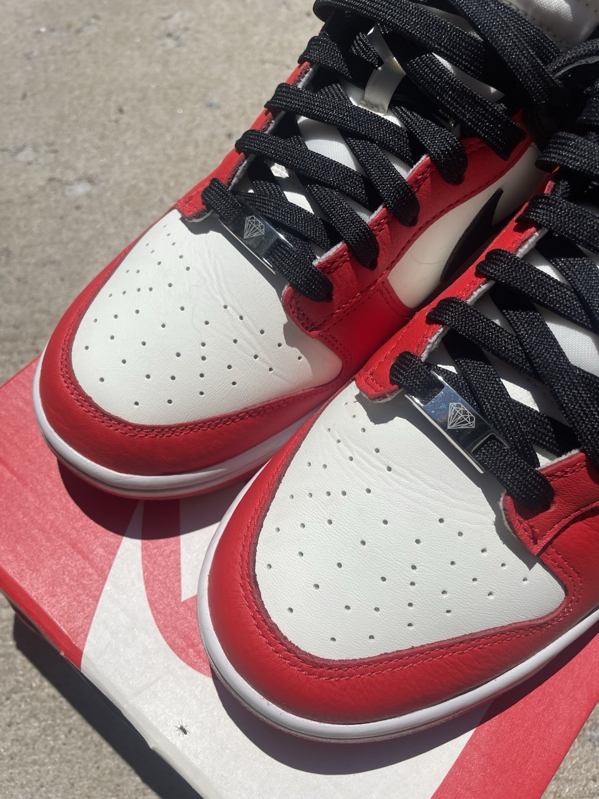 Size 10 – Nike Dunk Low EMB x NBA 75th Anniversary – Bulls 2021