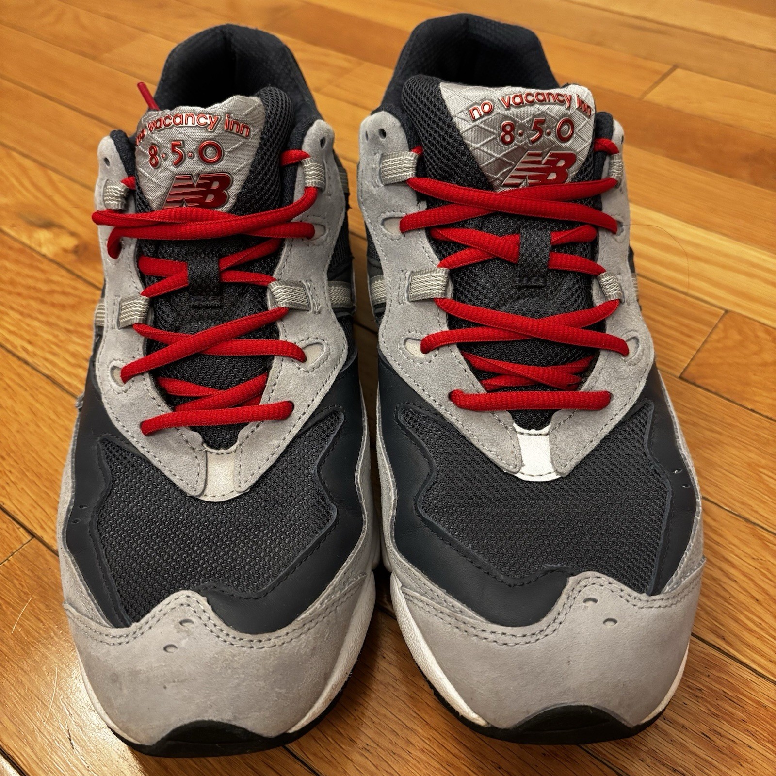 New Balance Men’s 850 No Vacancy Inn Navy /Gray Size 11.5 Very Good Condition