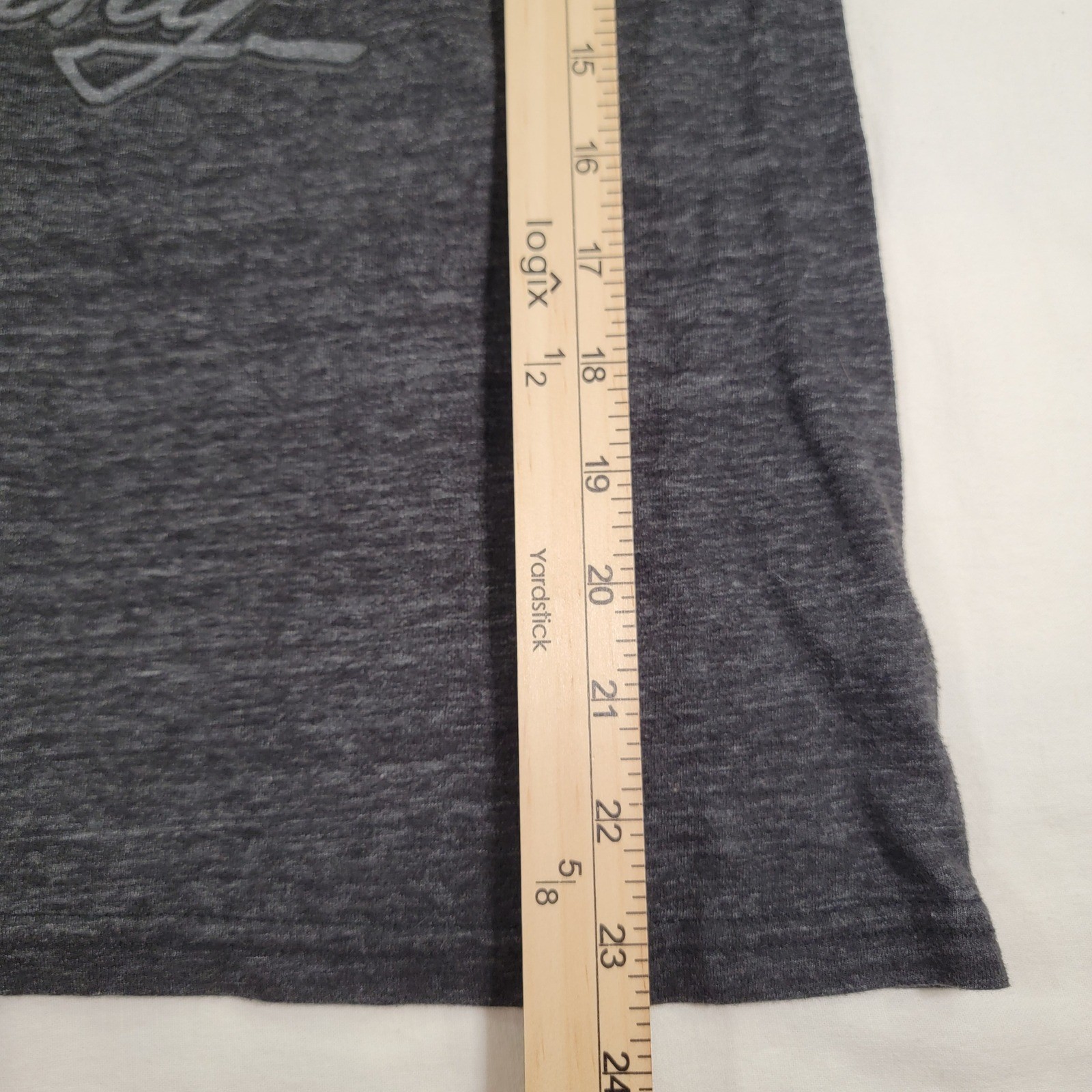 Ford Mustang Graphic T-Shirt Mens Medium Charcoal Gray Heather Pony Logo Tee