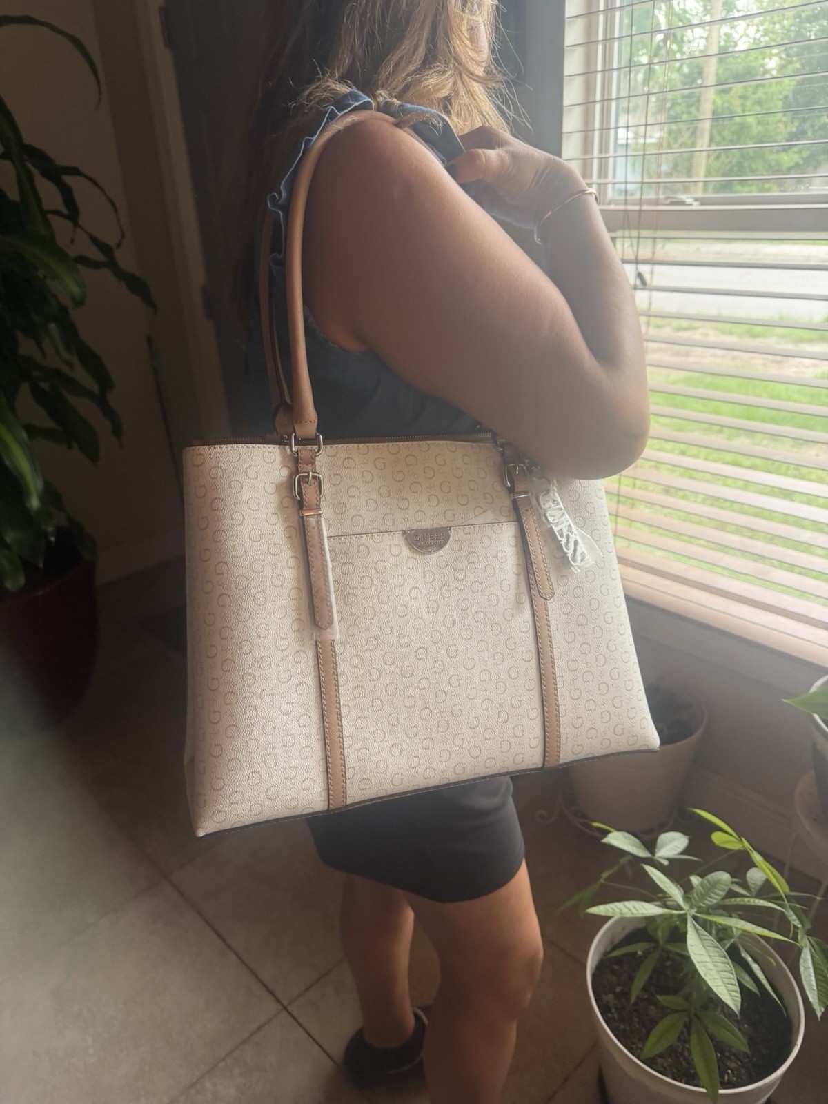 New GUESS Large Tote Handbag Cream White Monogram Women’s Shoulder Bag