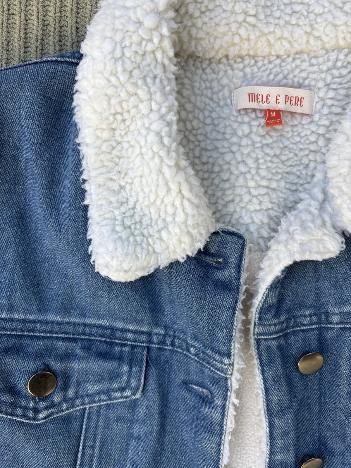 MELE E PERE Sherpa Collar Cropped Denim Jacket Blue Button Frayed Hem Pockets M