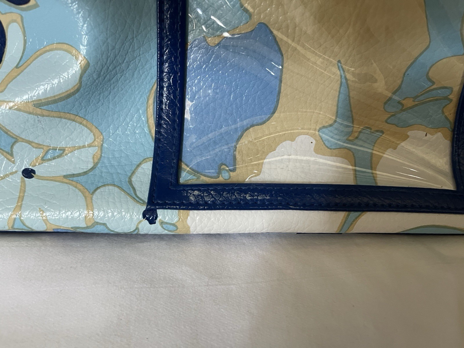 Vintage Roxy Weekender Bag Carry-On Luggage Purse Vinyl See Pics and Description