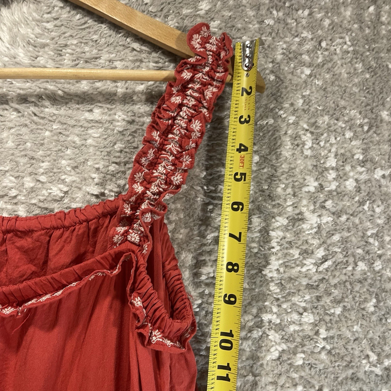 Old Navy Midi Tiered Red Dress L Beach Vacation Preppy Summer Smoked Sleeves