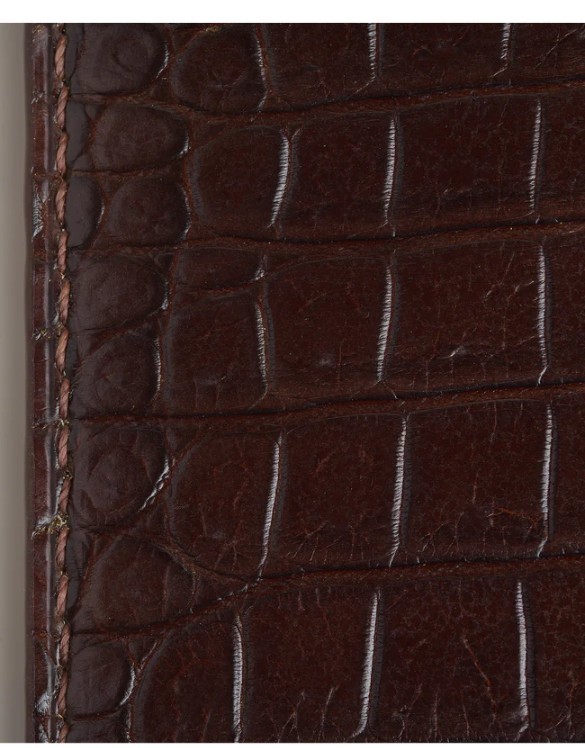 Elevate your collection with this brown glazed authentic alligator long wallet