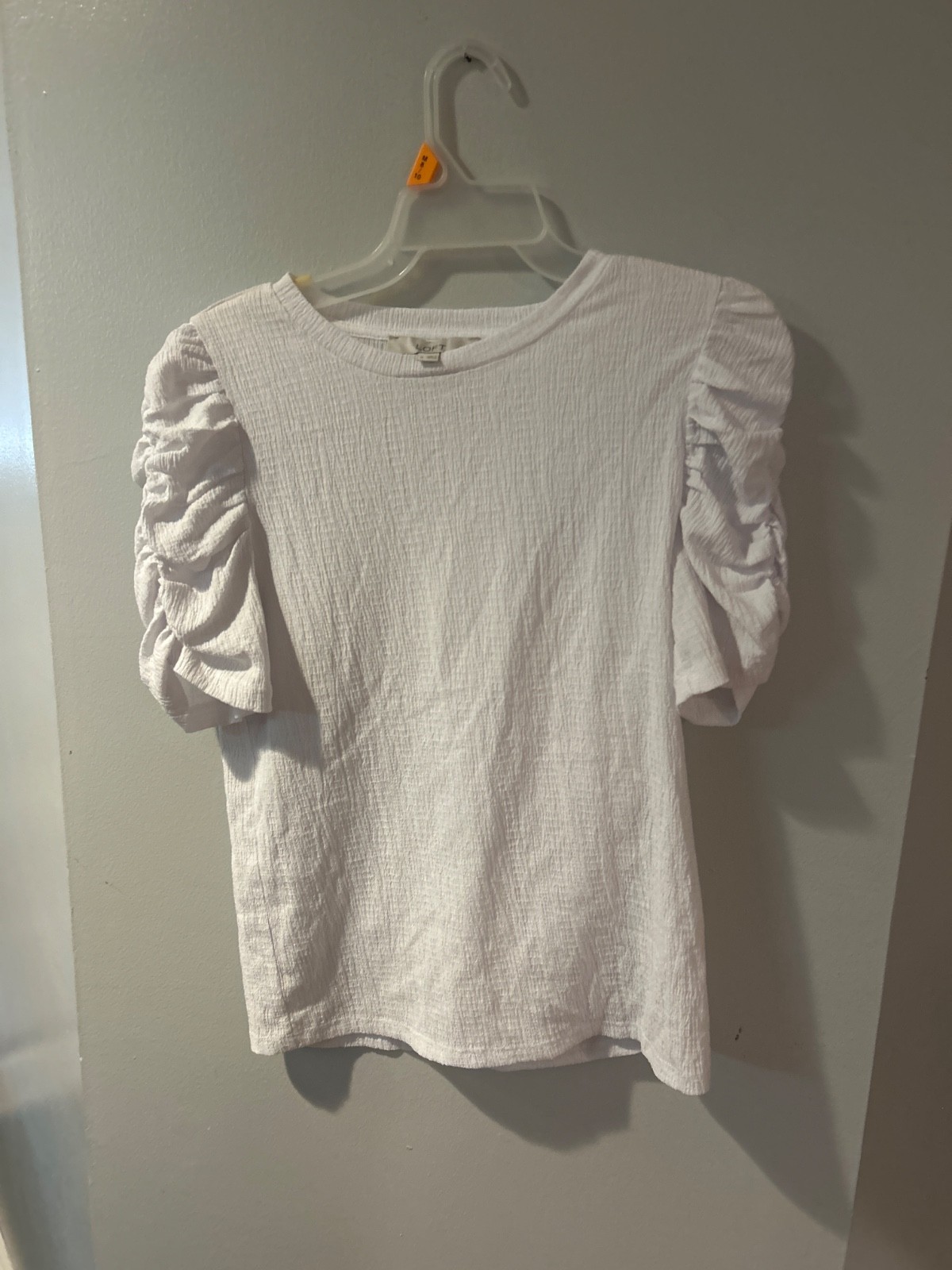 Ann Taylor Loft womens puff sleeve tee medium white