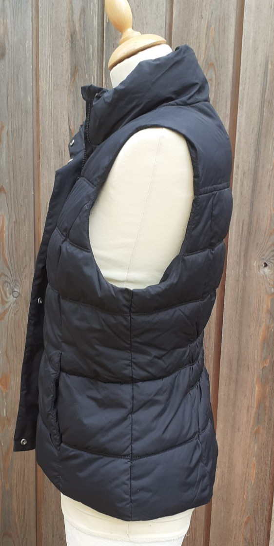 Gap Zipped Bodywarmer Padded Gilet Black Sleeveless Size Small Charity Sale