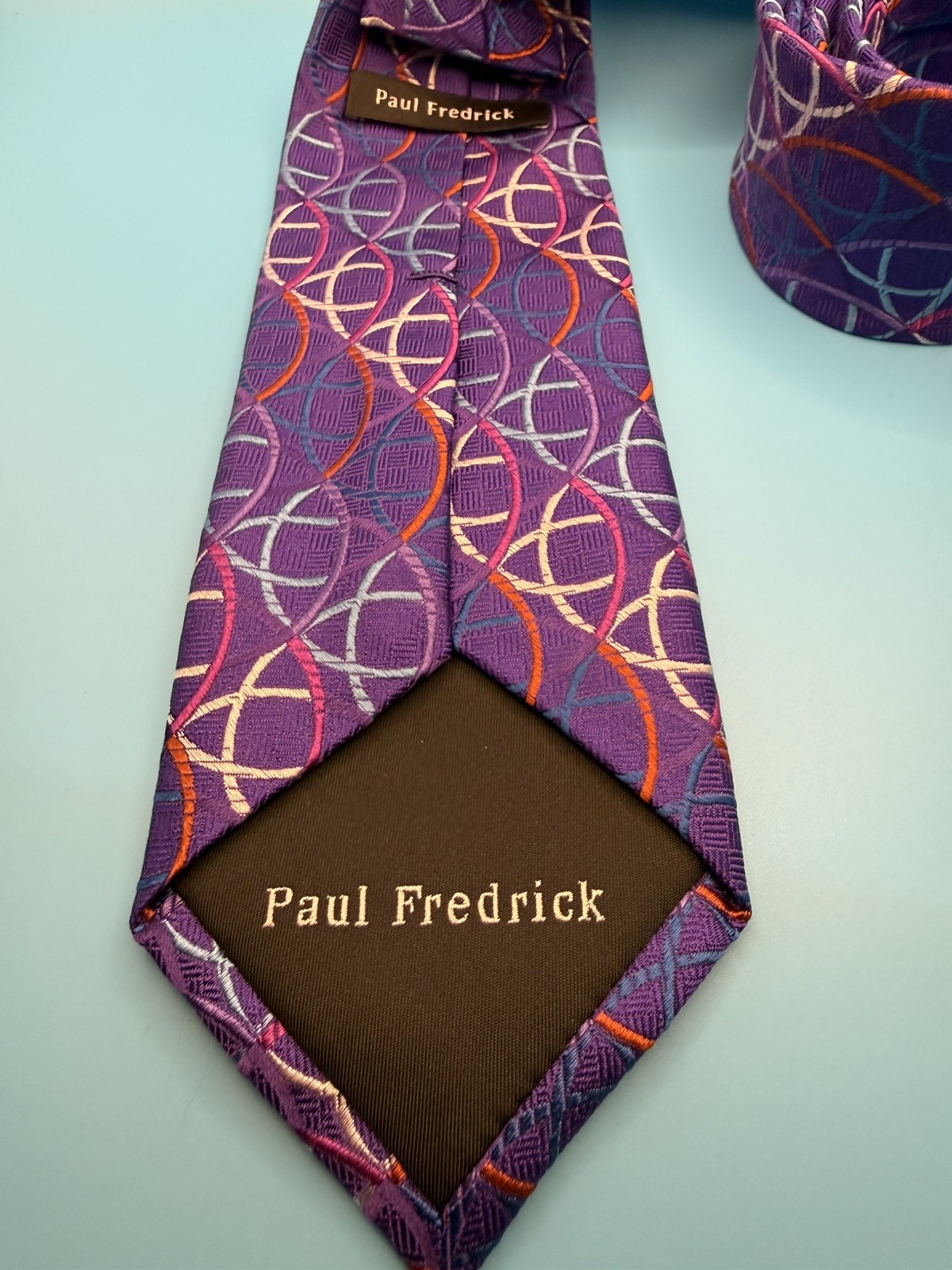 Paul Fredrick Silk Tie Necktie Purple Club Crest Heraldic Made in Italy 58×3.25
