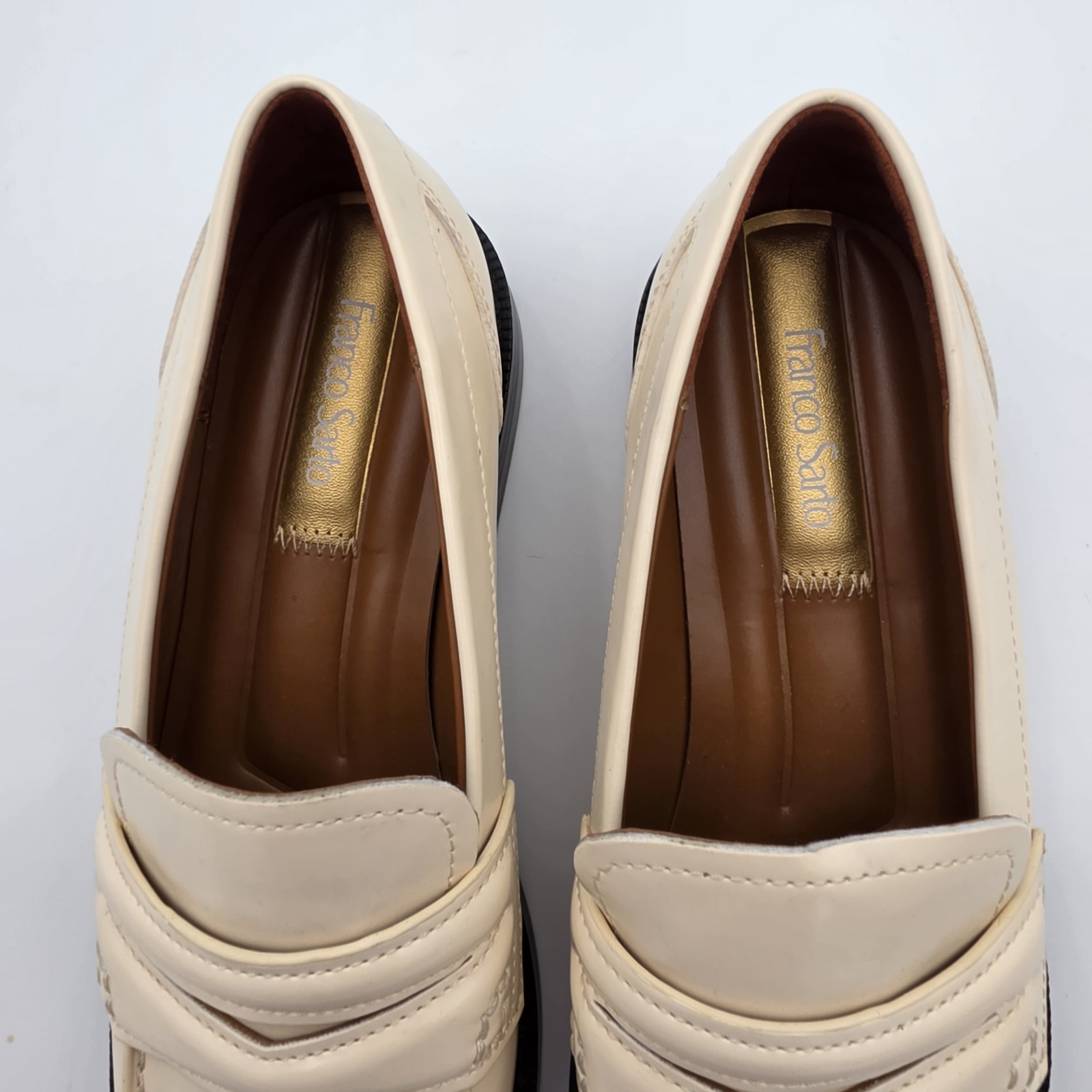 Franco Sarto Cream Loafers Size 5M Women’s Slip-On Classic Preppy Chic NEW