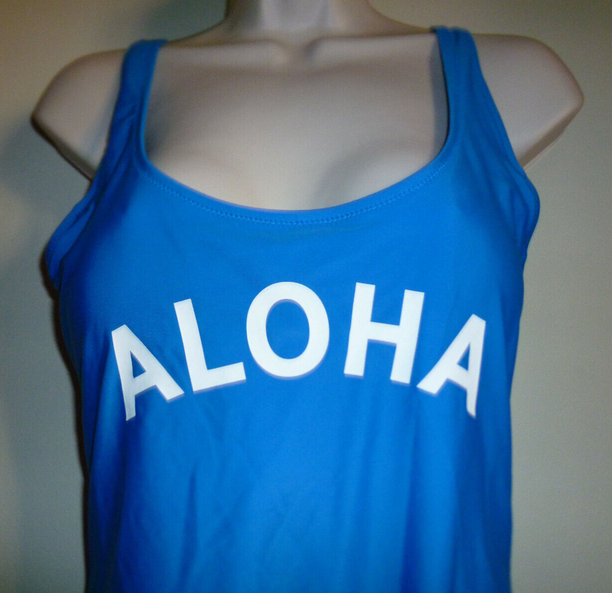 **OLD NAVY** Swimsuit One Piece Size ((L)) 80% Nylon * 20% Spandex. New/W/T