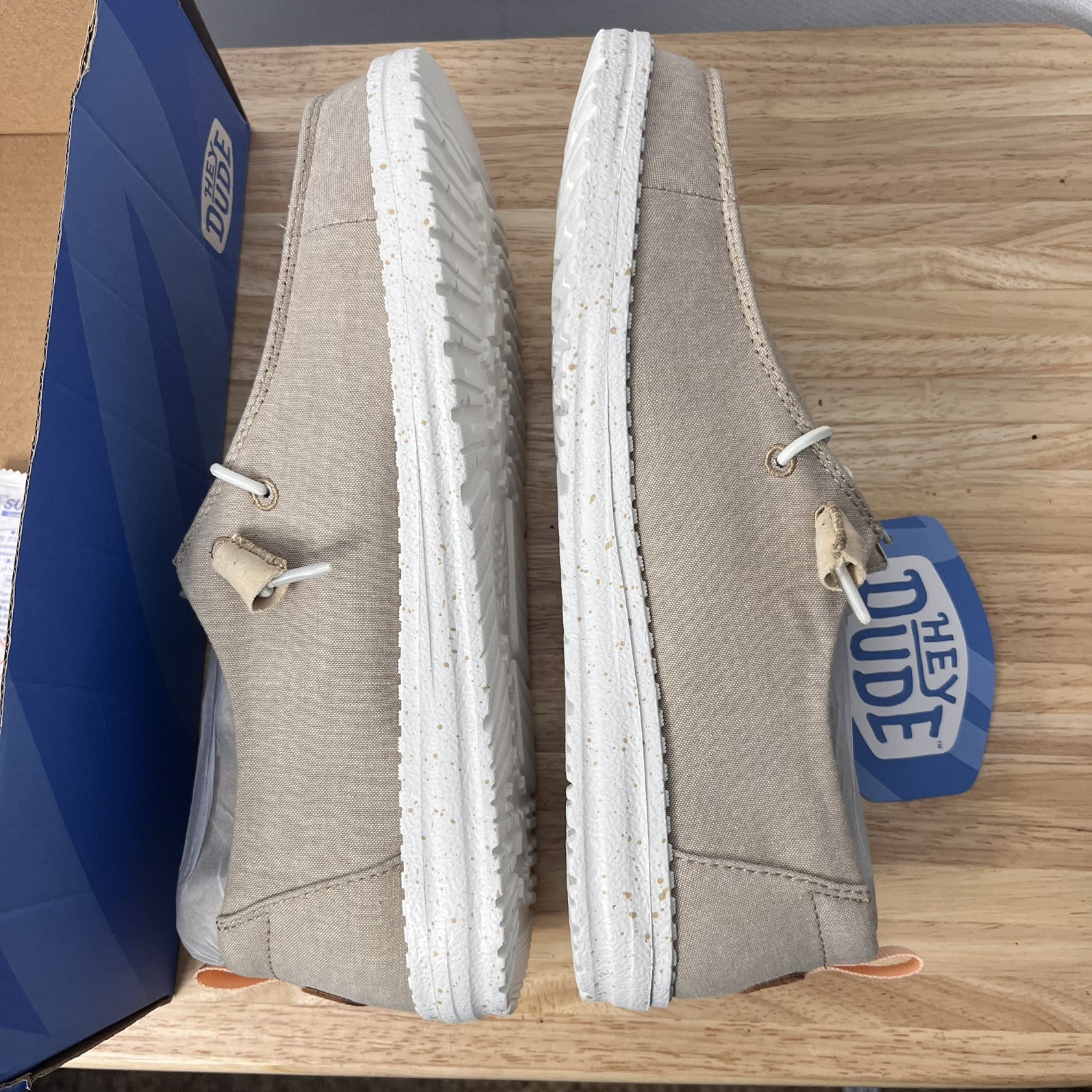 Hey Dude Wendy Dusty Inca Sneaker Slip On Women’s Sizes US W10 New in Box