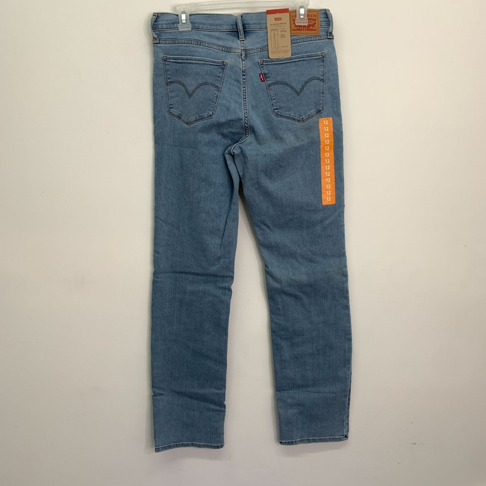 Levi’s Women’s 12 Jeans 314 Shaping Straight Jeans Light Wash Size 31 W x 32 L
