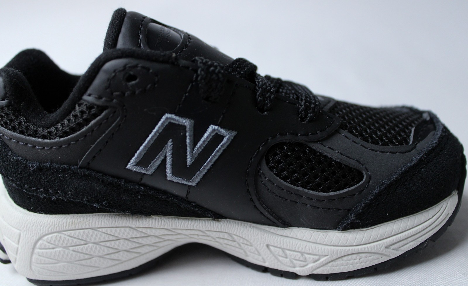 New Balance Unisex Toddler’s 2002R Lace Sneakers JL3 Black Size US:6 UK:5.5