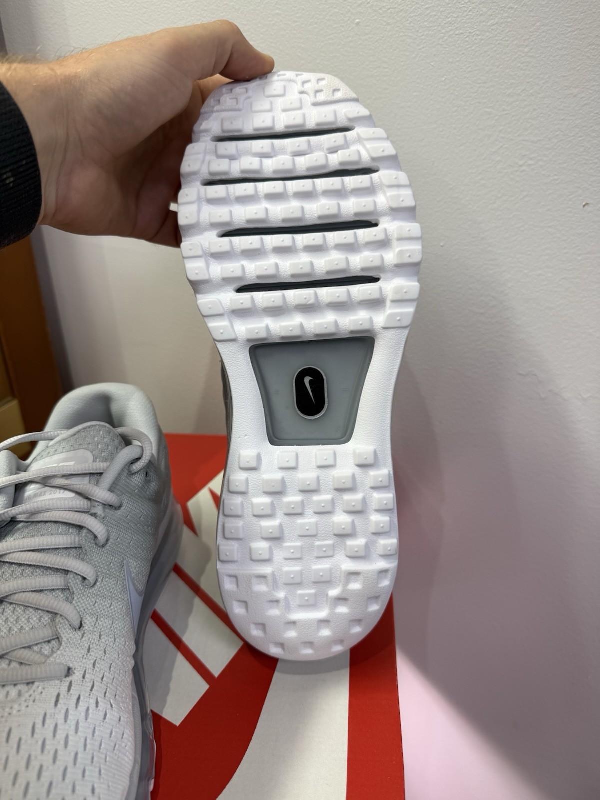 Nike Air Max 2017 Pure Platinum White 849560-009 Women’s Size 9.5 New NIB