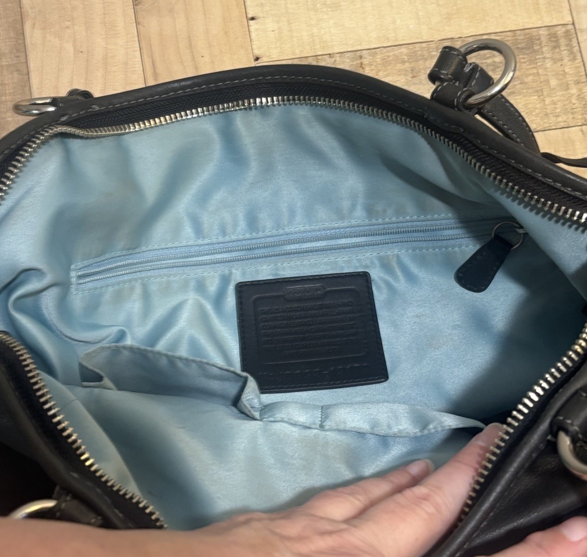 Coach Leah Black Leather Shoulder Bag 13172