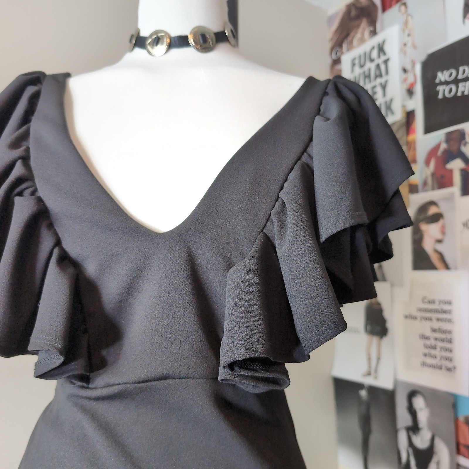Ruffled V Neck Bodycon Glam Dress