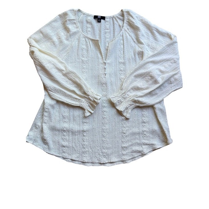 FRYE Ivory Textured Eyelet Peasant Blouse Size XL Long Sleeve Button Notch