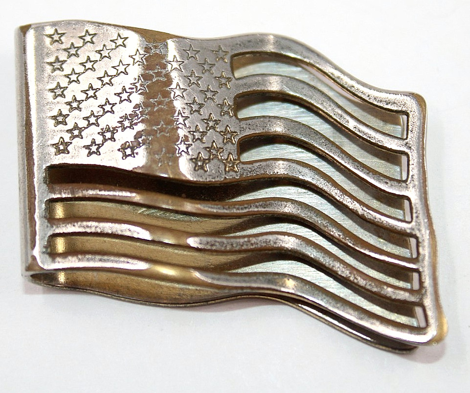 Vintage silver toned wavering flag, avon money clip 1.06″ x 1.48″ x 0.30″
