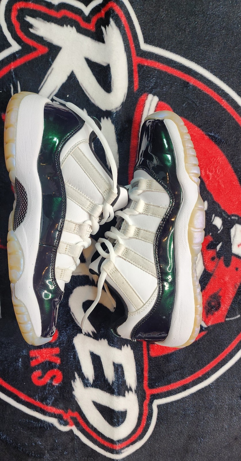 Air Jordan 11 Retro Low Emerald US 5
