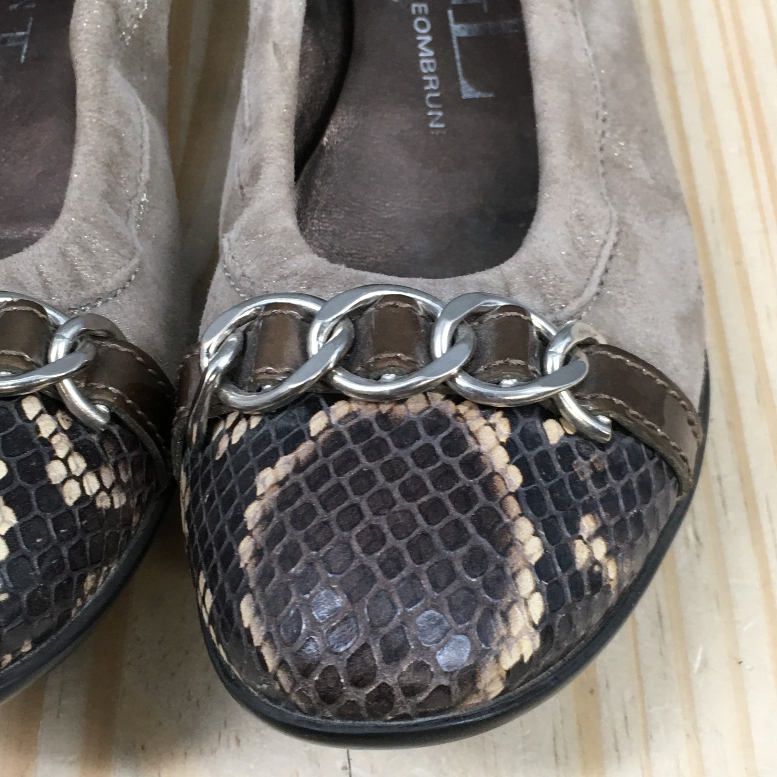AGL Attilio Giusti Leombruni Womens 36.5 Taupe Suede Ballet Flats Snake Skin