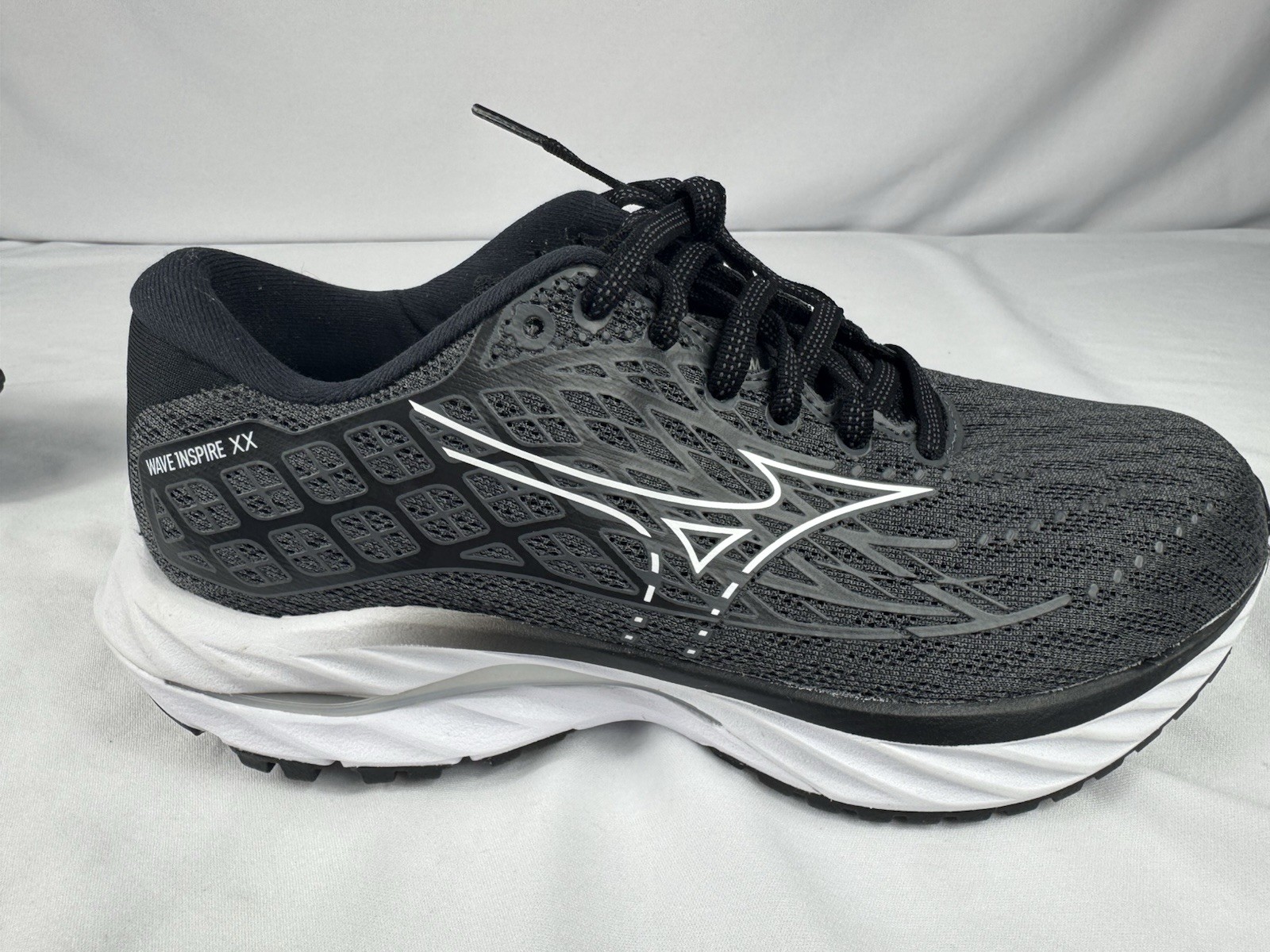 Mizuno Wave Inspire 20 D Ebony White EY00 Women Running Shoes – US 6.5 EU 36.5