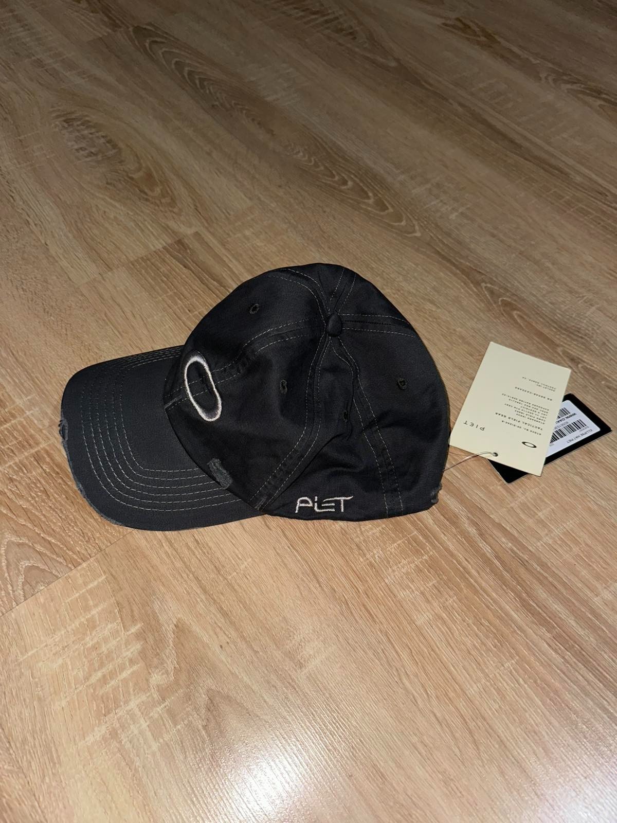 BNWT Piet X Oakley Software High Voltage Modern Fashion Trendy Cap