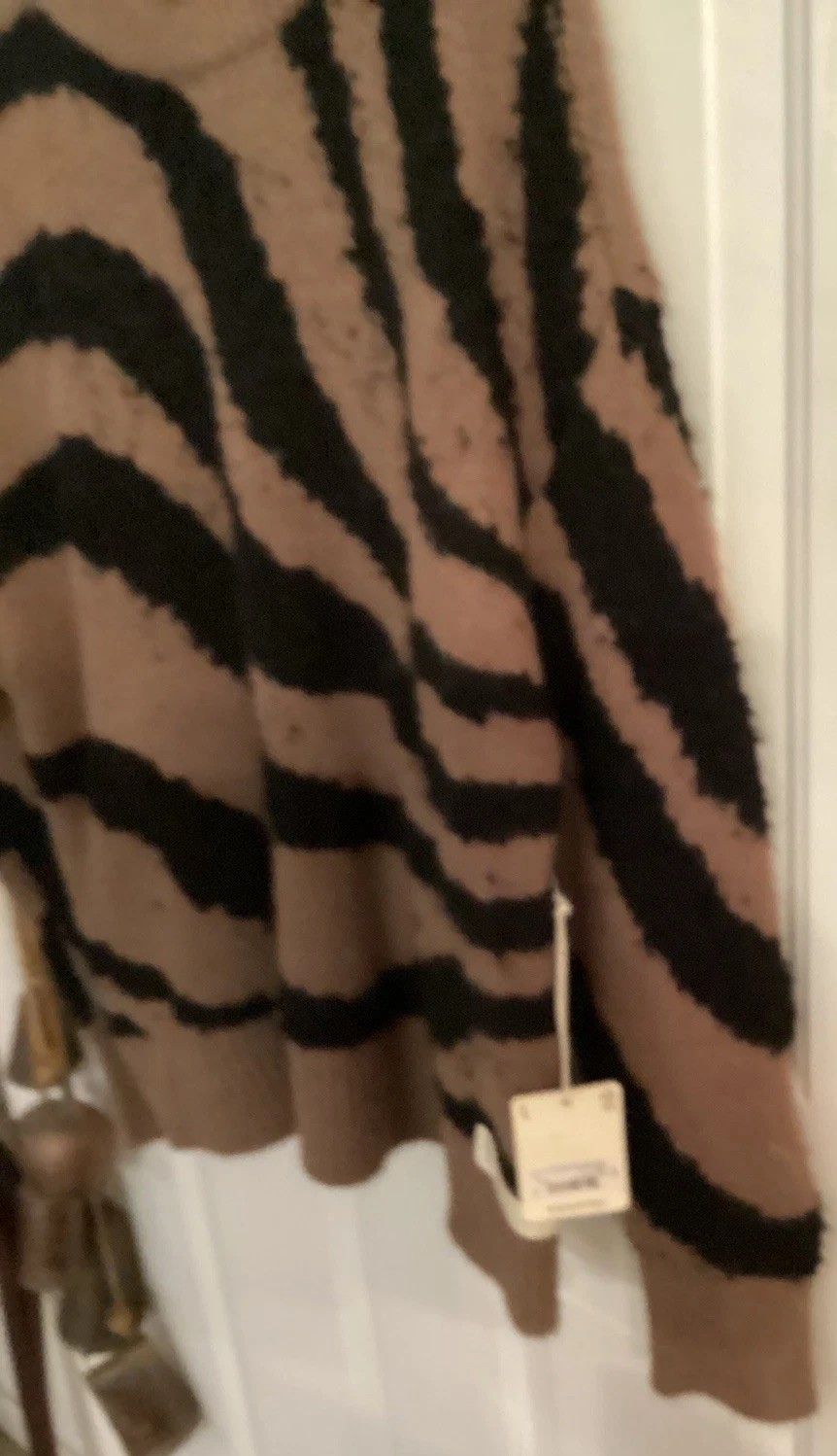NWT ANA ACRYLIC BLEND KNIT PULLOVER SWEATER TAN/ BLACK Zebra DESIGN WOMEN Size L