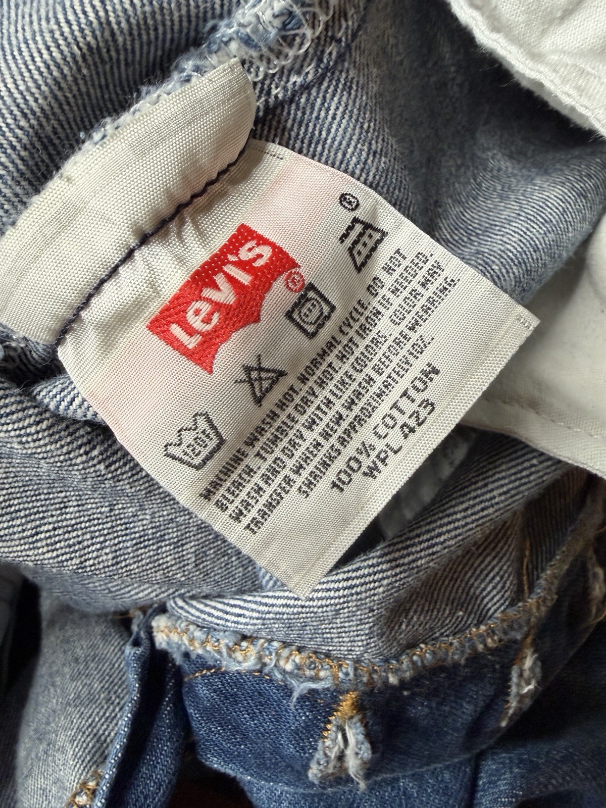 Vintage Levi’s 501 Button Fly Straight Leg Denim Jeans 36 x 30*