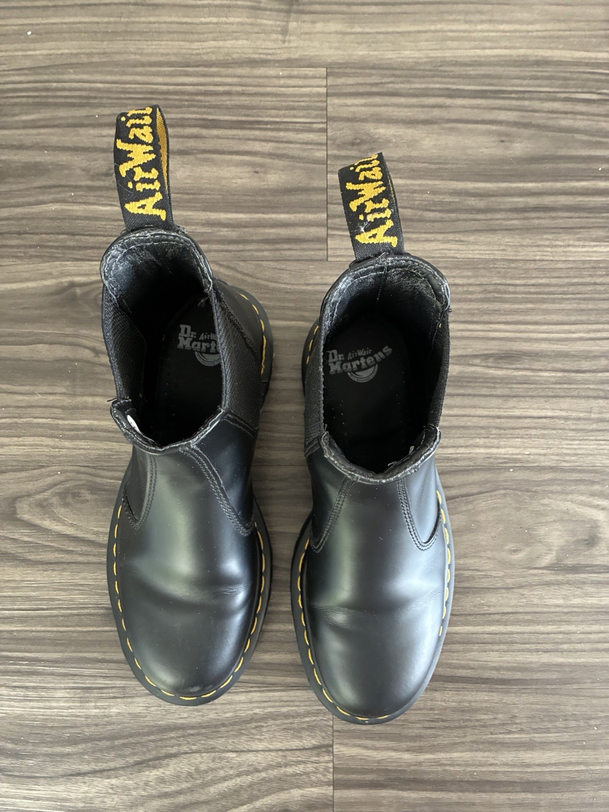 Dr. Martens Men’s Black Leather Chelsea Boots US 7 UK 6 EU 39