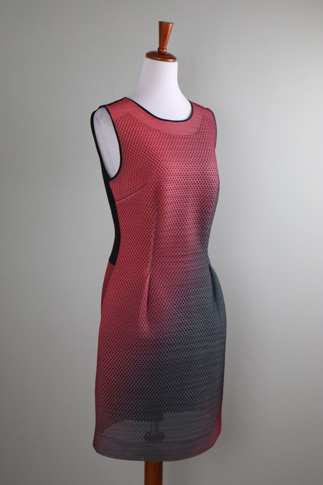 ELIE TAHARI $328 Mesh Ombre Ponte Back Pleated Sleeveless A-Line Dress Size 6