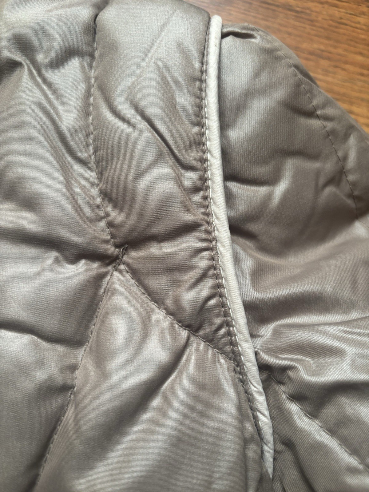 Down Women’s Long Quilted Puffer Coat Zip Pockets Insulated Beige Size 10