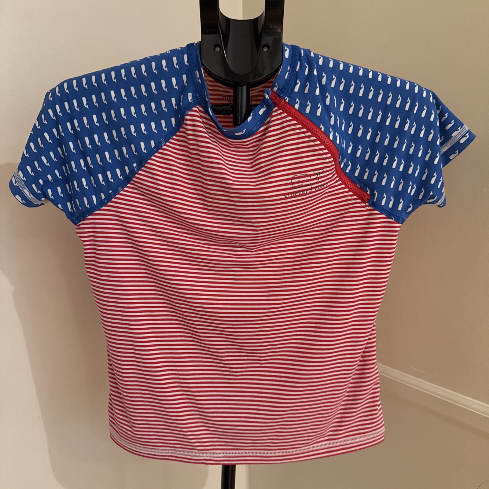 Vineyard Vines Performance Quarter-Zip Top – Youth XL (16) Red Blue White Stars