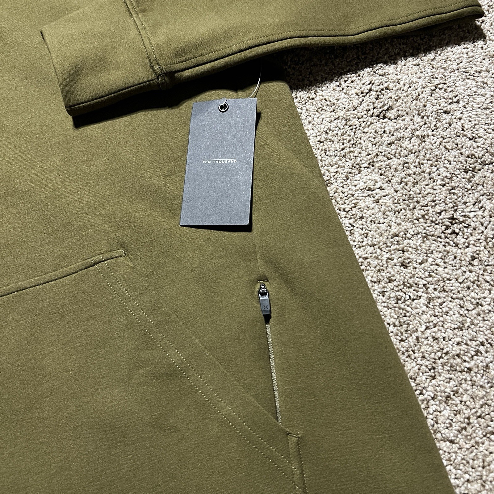 Huckberry Ten Thousand Hoodie Men’s M Dark Olive Midweight Tech 1/4 Zip Pullover