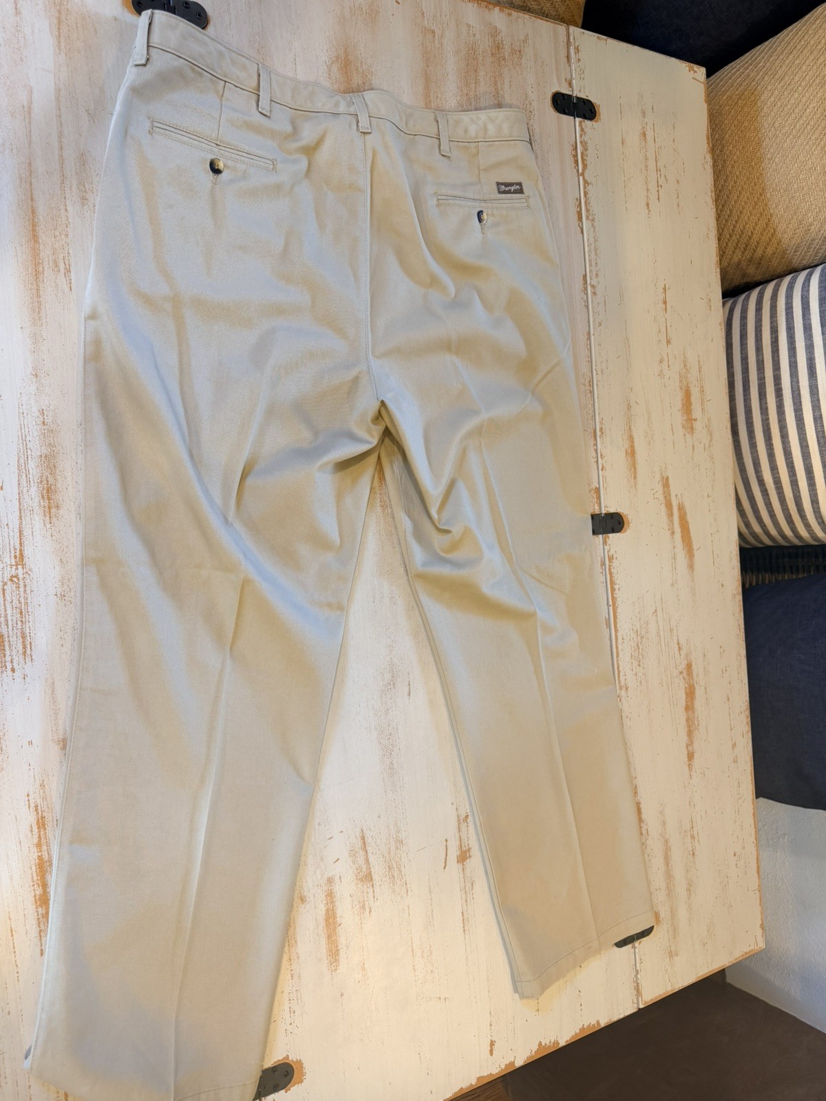 Wrangler Riata Tan Pleated Pants Mens Size 40×32 Tan Country Cowboy Western