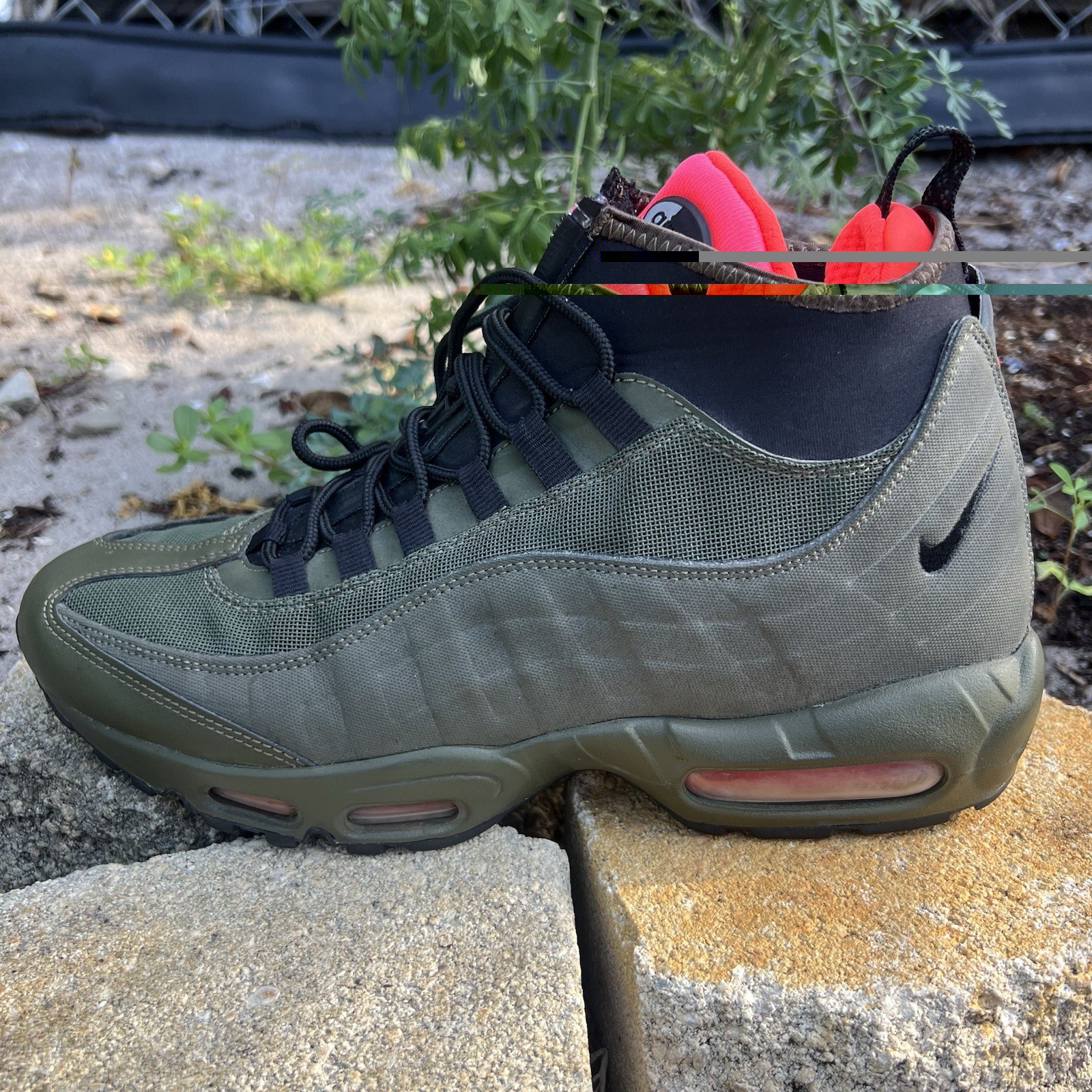 As 9.5 Nike Air Max 95 Sneakerboot Olive Black Red Men’s Shoes 806809-300