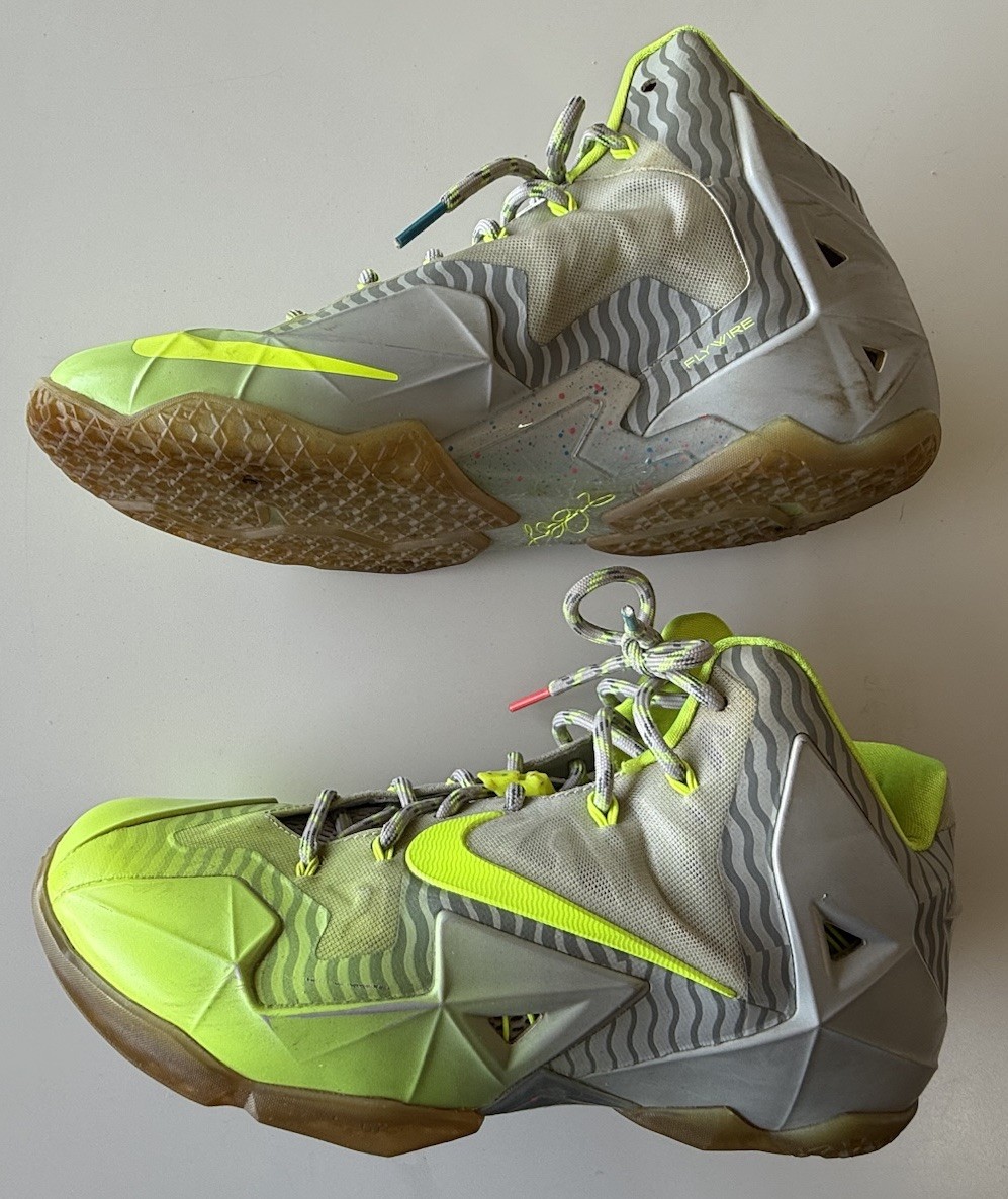 Nike LeBron 11 XI Men’s Size 10 Luster Volt Maison Du LeBron 683252-074